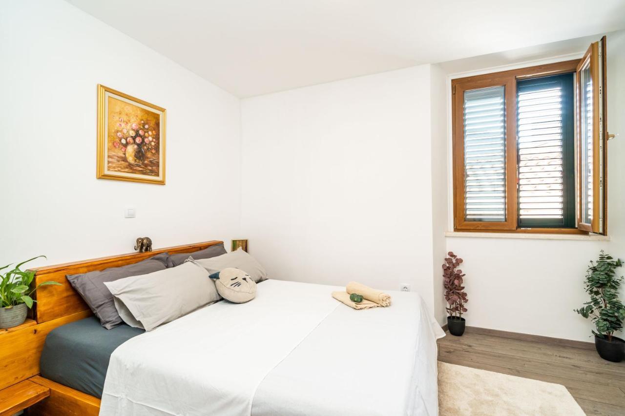 Stone Oasis Vito Apartment *