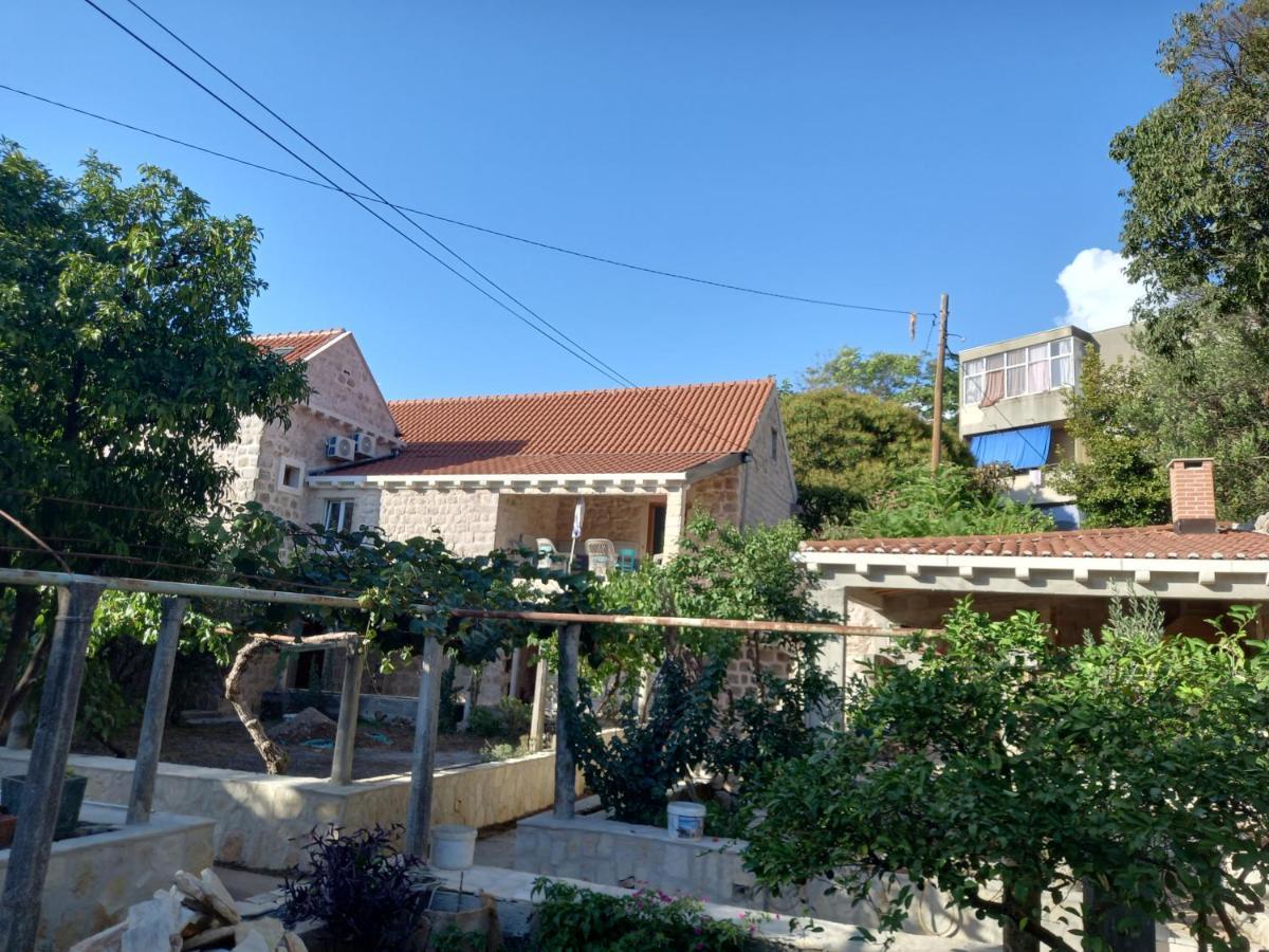 Stone Oasis Vito Apartment